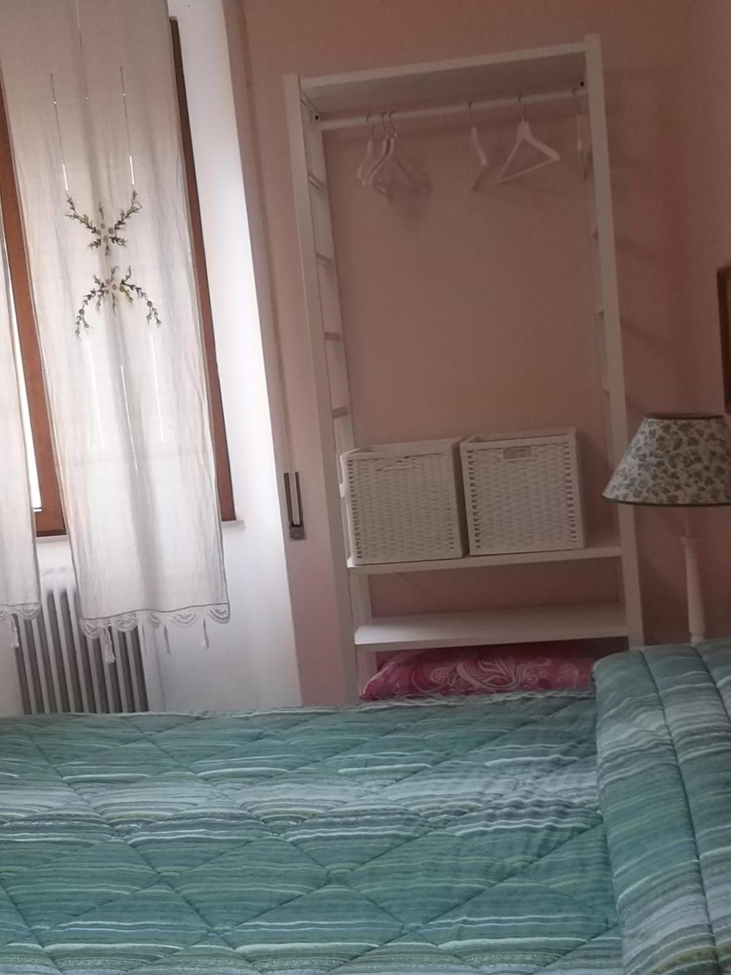 Antica Casa Di Famiglia Hotel Castiglione del Lago Room photo